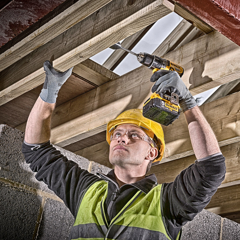 Fúró-csavarozó, akkus 18V 2db 5.0Ah Li-ion - kefementes - DeWalt