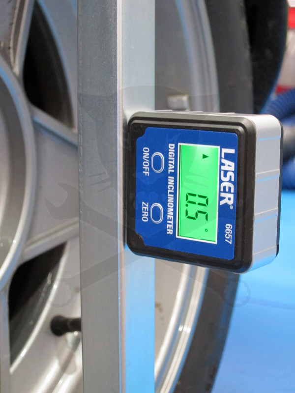 Futómű állításhoz kerék dölésszög beállító digitális műszer -mágneses