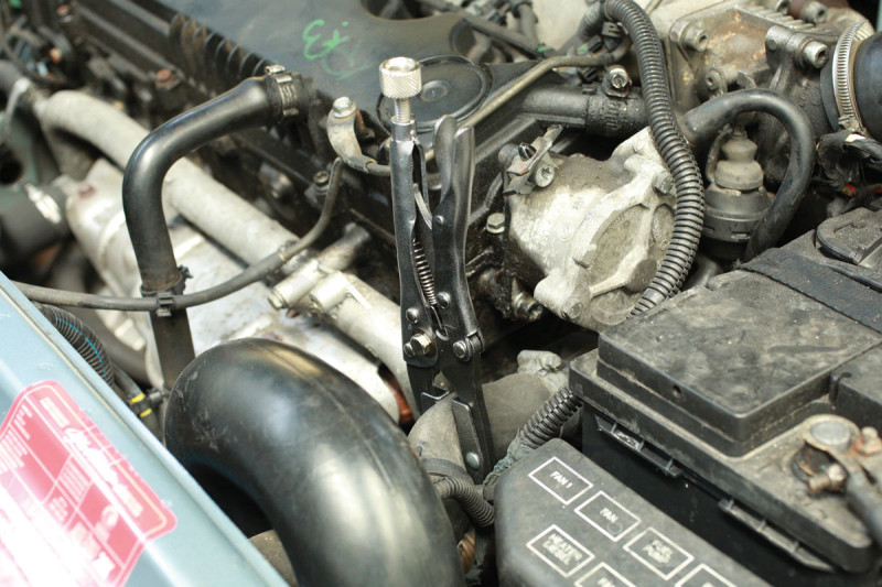 Tömlőszorító fogó - Önbeálló, fém