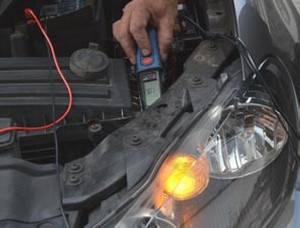 Multiméter, autóipari 0-24 V digit. - Hubitools