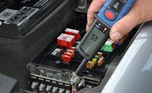 Multiméter, autóipari 0-24 V digit. - Hubitools