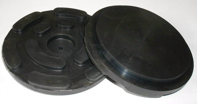 Gumipogácsa csápos emelőhöz 140/120 mm-es lépcsős íves