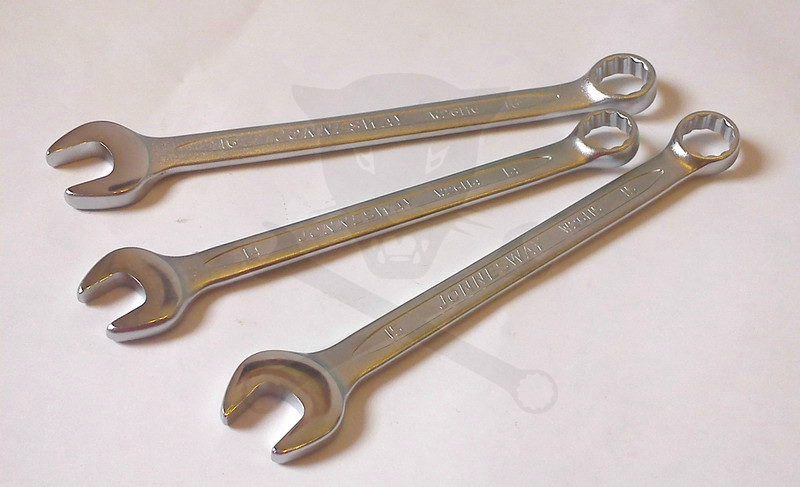 Csillag-villáskulcs 33-as