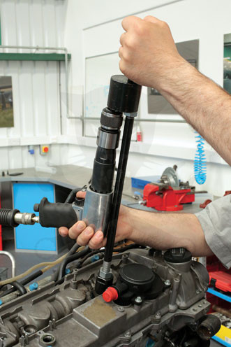 Porlasztó kihúzó készlet- légkalapácsos elvű + adapter készlet + légkalapács