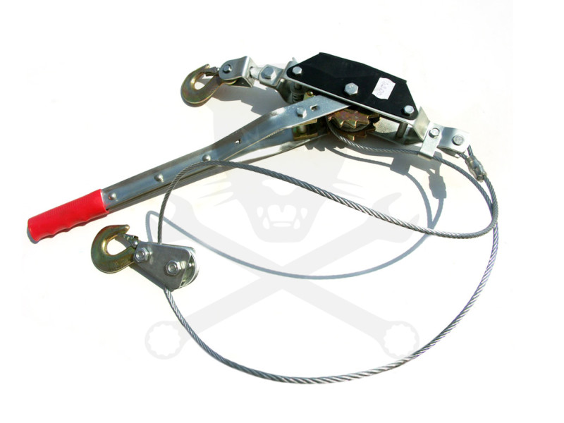 Húzó csörlő kézi drótköteles 2 tonnás