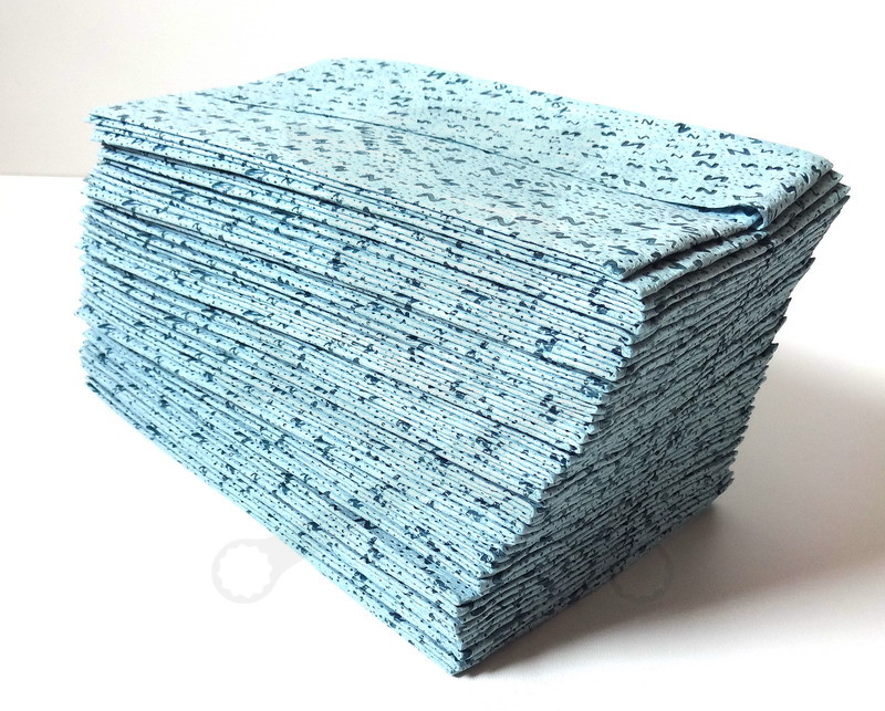 Törlőkendő - Tyúklábmintás Plytex 26,5x42 cm 50 lap/cs