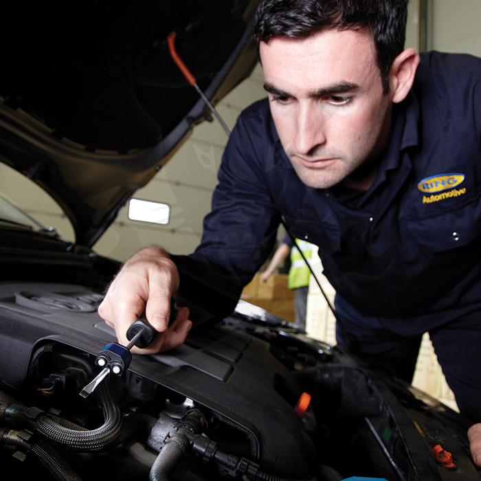 Szerelőlámpa LED mini, mágneses - kéziszerszámokra rögzíthető