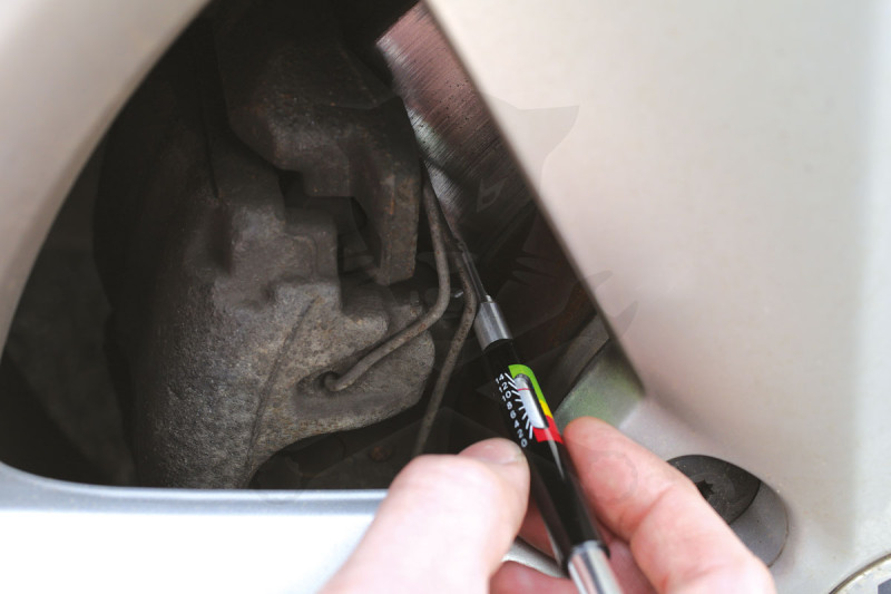 Fékbetétvastagság-ellenőrző