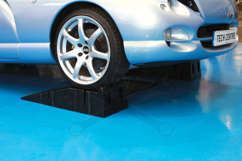 Rámpa - 1 pár - műanyag 2,5 tonnás 0-170 mm