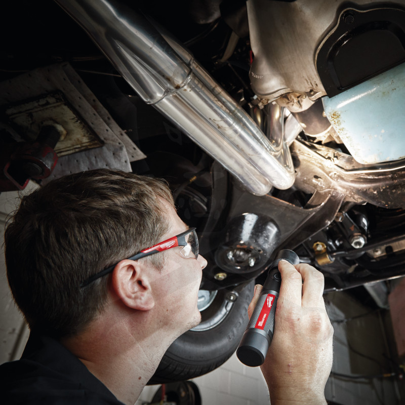 Szerelőlámpa (Zseblámpa) 3 Ah 1100 L 175m hat. IP67 Milwaukee (L4 TMLED-301)