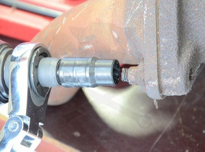 Vibro kalapácshoz csavar és izzítógyertya VIBRÁCIÓS LAZÍTÓ készlet