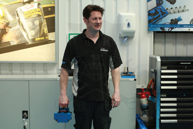 Akkumulátor bikázó-indító (starter) 12 V -1200A -14Ah -Laser Tools