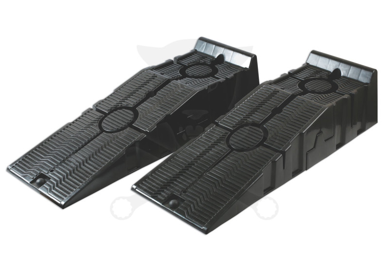 Rámpa - 1 pár - műanyag 2,5 tonnás 0-170 mm