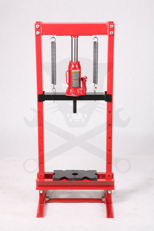 Prés 12 t állványos