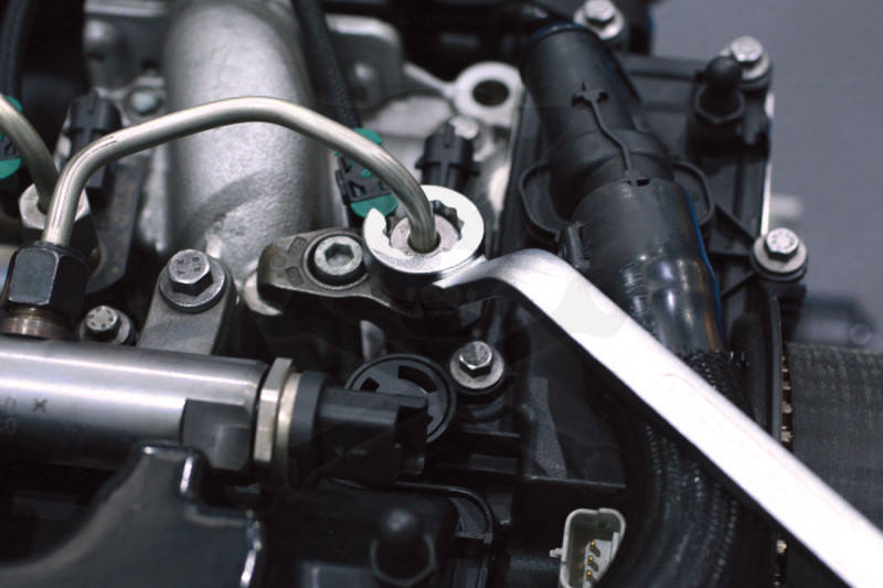 Üzemanyagcső bontó kulcs 14 mm PSA HDi