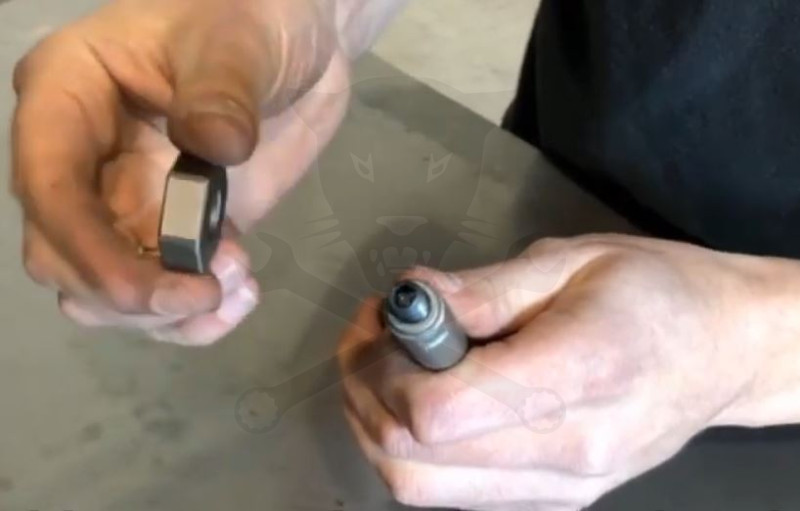 Porlasztó (injektor) réztömítés "tűzkarika" eltávolító+súlykoló 2:1-ben