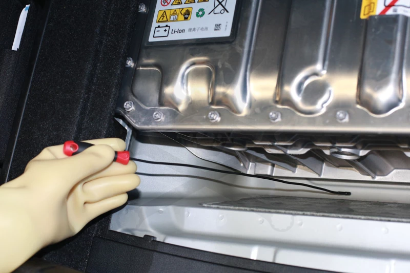 Mágneses csavarfelszedő, flexibilis szigetelt 1000V VDE 5 mm - 420 mm