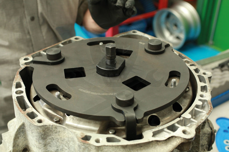 Kuplungszerelő DCT 250 váltó -dupla kuplunghoz- OEM 307-675 - FORD