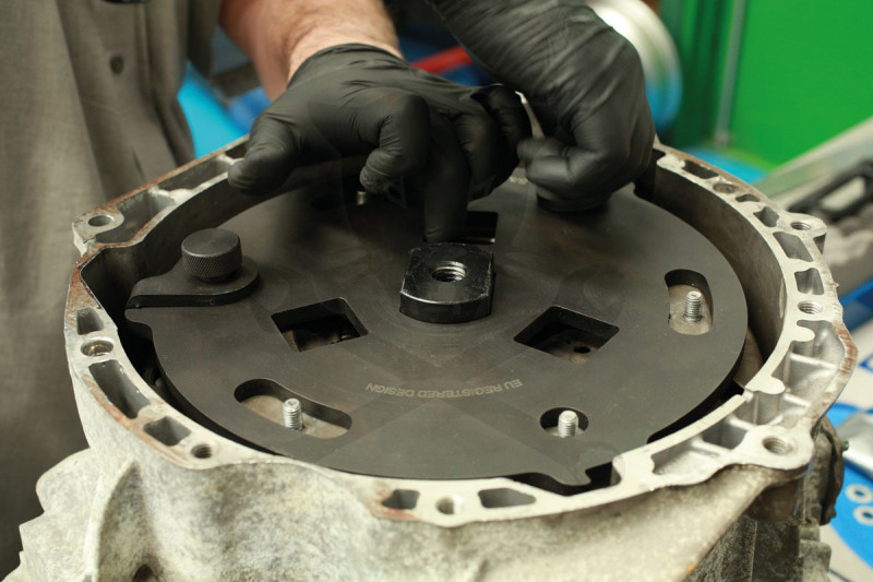 Kuplungszerelő DCT 250 váltó -dupla kuplunghoz- OEM 307-675 - FORD