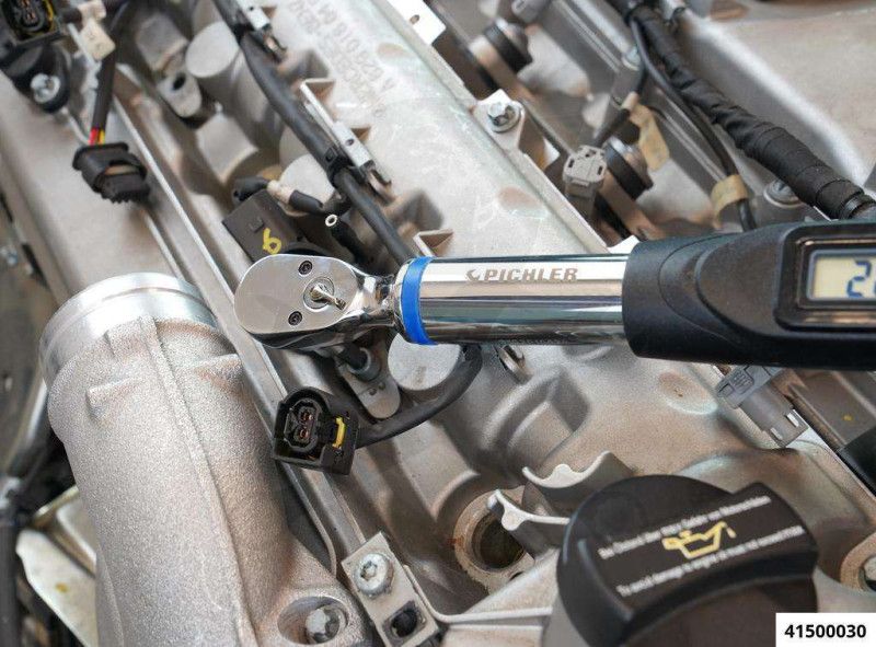 Nyomatékkulcs, digitális + szögelfordulás mérő 1.5-30 Nm 1/4" PICHLER