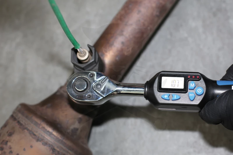 Lambdaszonda kiszerelő 22 mm eltolt 1/2" - dupla négyszög - Laser