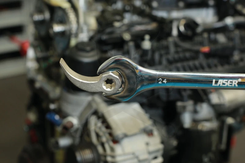 Feszítő szerszám 70 mm hosszú pajszer 3/8" adapter, kerek ívelt vég