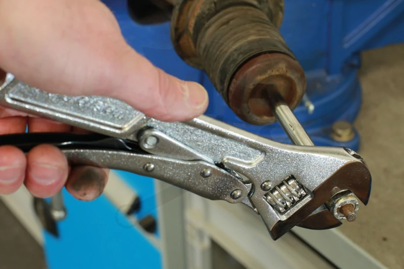 Állítható kulcs 0-30 mm - hossz 250 mm Patent fogó típusú markolattal