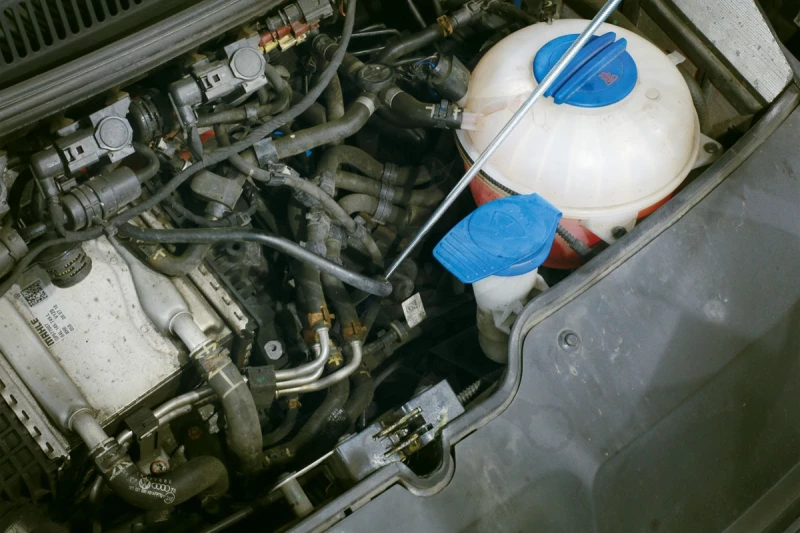 Mágneses felszedő flexibilis, 4 karmos - LED lámpával, 610 mm - Laser