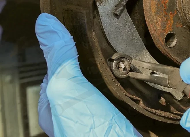 Fékrugó szerelő fogó - fékpofa rugóalátéthez