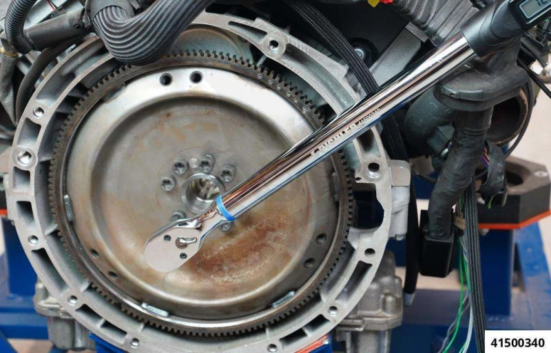 Nyomatékkulcs, digitális + szögelfordulás mérő 17-340 Nm 1/2" Pichler