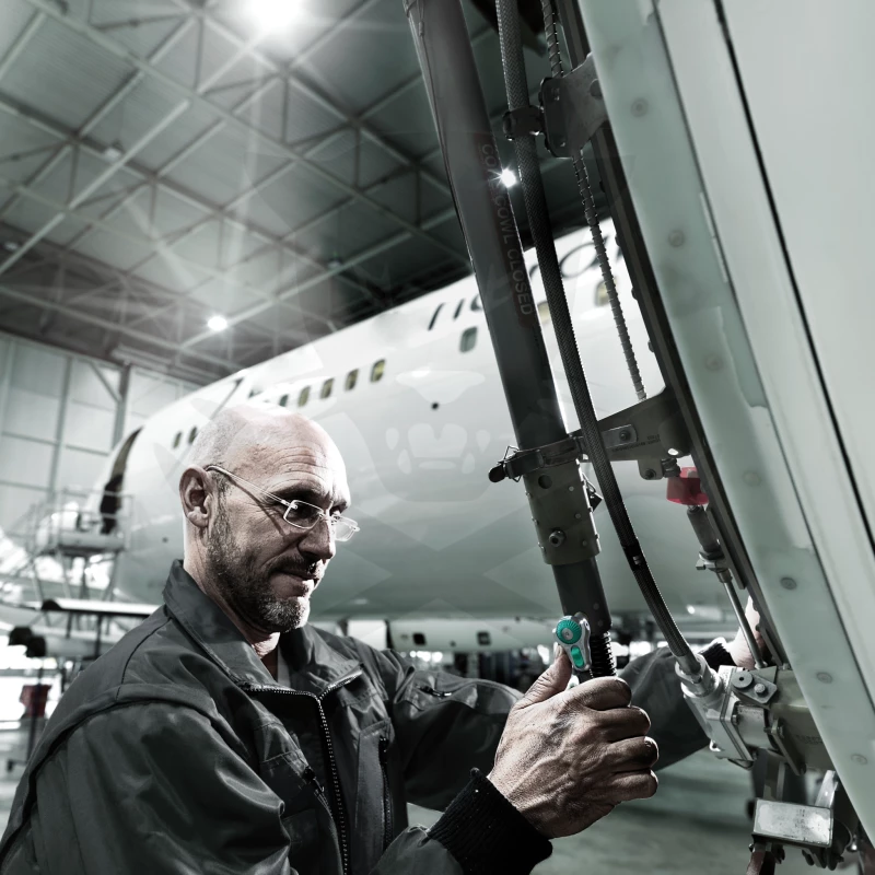 Dugókulcs - crowafej készlet 1/4" 6 lap 5-13 mm + bit 28 db-os - Wera