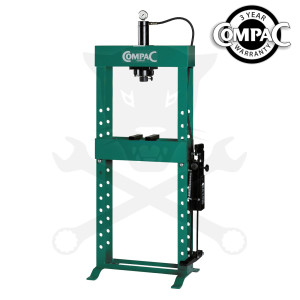 Prés 16 t hidraulikus - lábpedálos - Compac FP 16