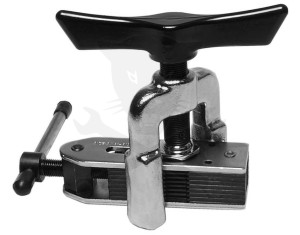 Fékcsőperemező készlet 4-16 mm full-univerzális befogó egységgel BGS